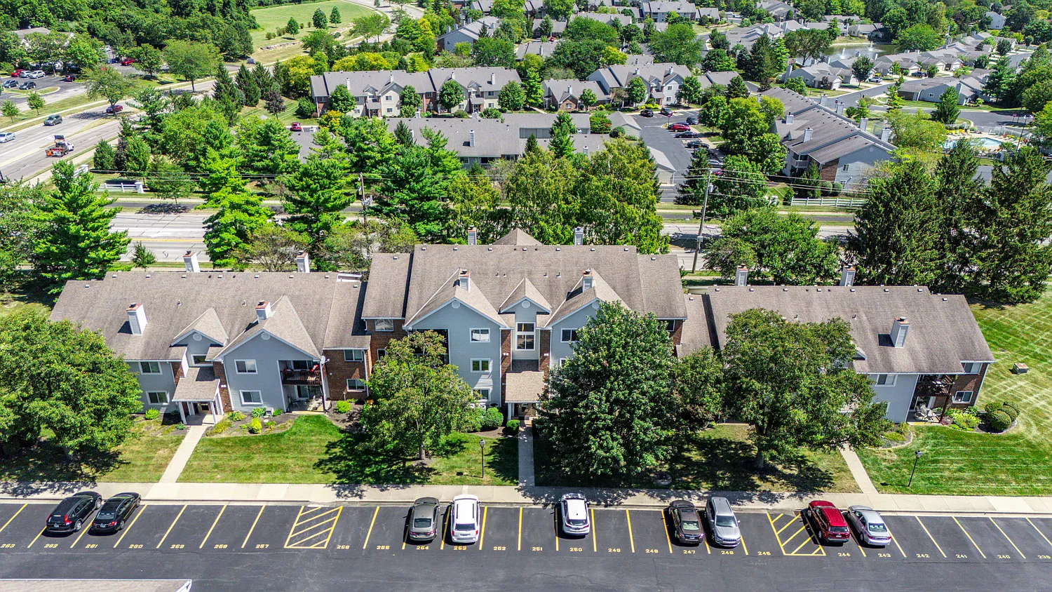 2 bed, 987 sqft, $1,435 — Photo 4