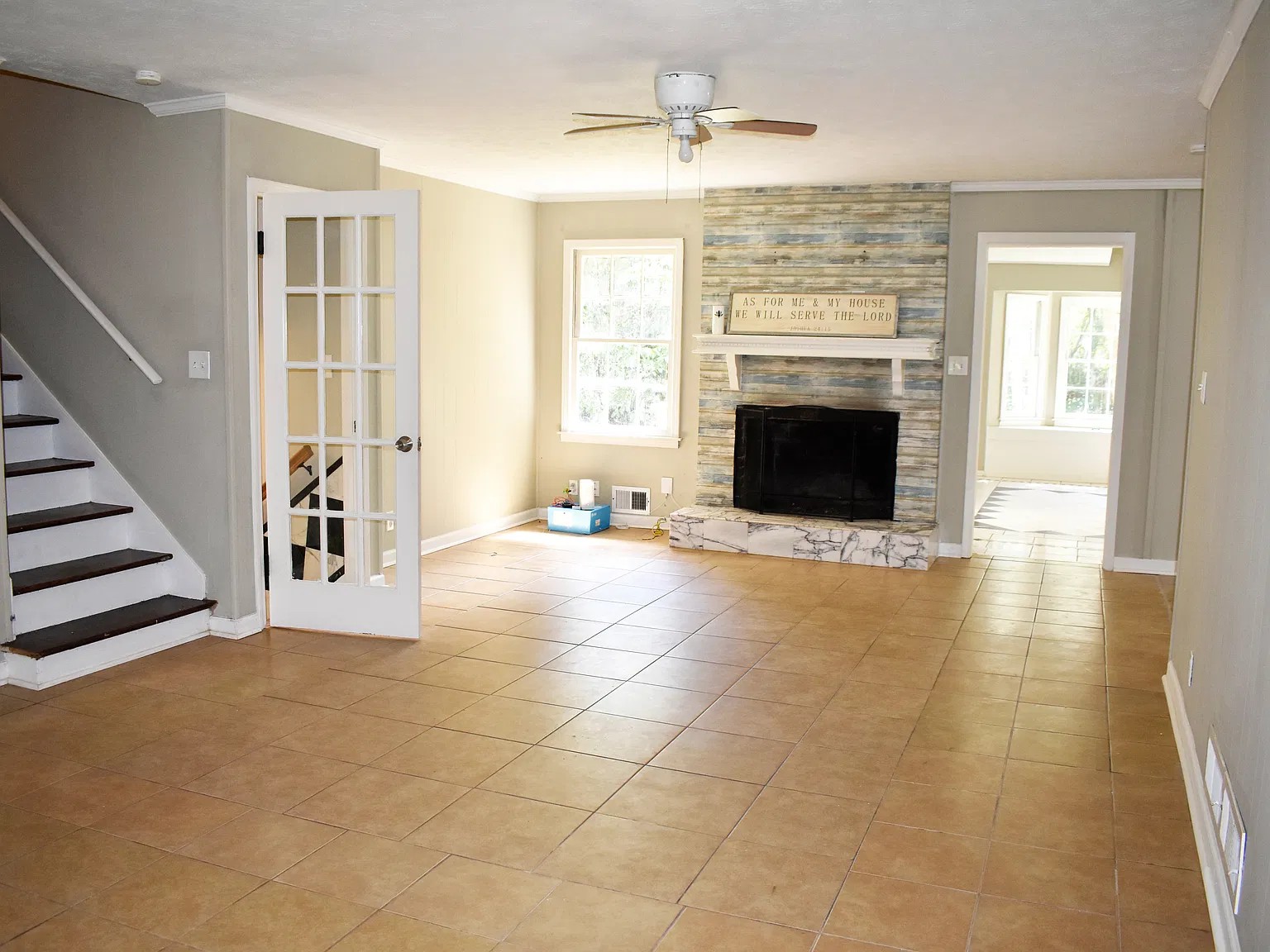 6 bed, 2.5 bath, 3300 sqft, $2,850 — Photo 1