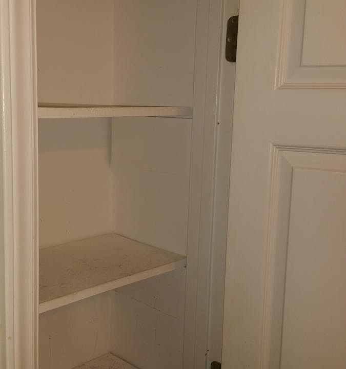 Linen closet. - Upperfloor