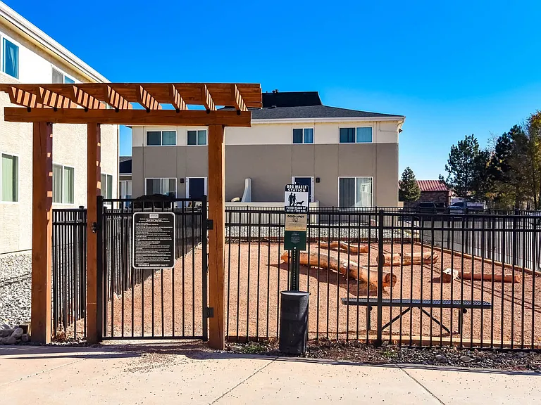 Aspen Townhomes — Photo 53