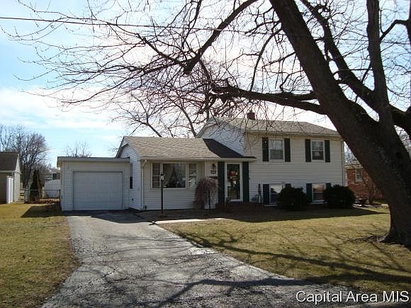 1st image of 1154 Spruce Ave