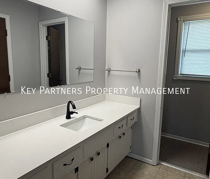 138 E Nelson Cir — Photo 11