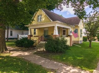 918 N Madison St, Bloomington, IL