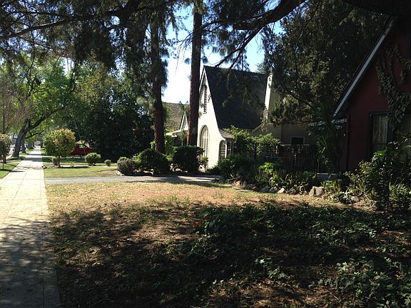 3rd image of 2133 N Wilson Ave