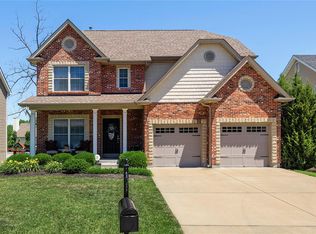 1140 Vinetta Dr, Saint Louis, MO 63131