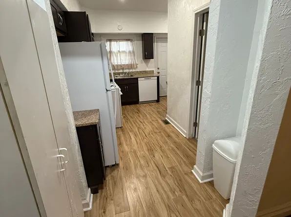 3464 Bates St APT 1, Pittsburgh, PA 15213