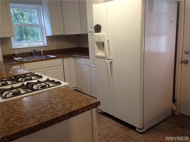 2nd image of 268 Zimmerman Blvd