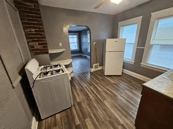 444 E 156th St, Cleveland, OH 44110