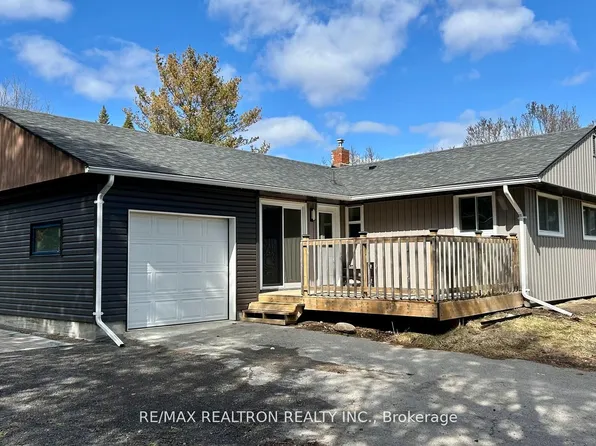 62 Hillcrest Dr, Quinte West, ON K8V 5P4