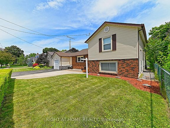 3rd image of 446 Geneva St