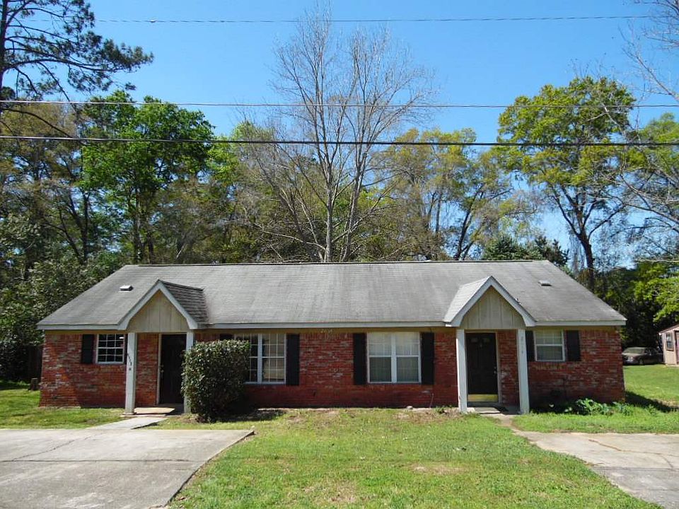 1st image of 2114 Pecan Ln #0