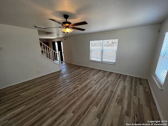 5th image of 6611 Clouds Point