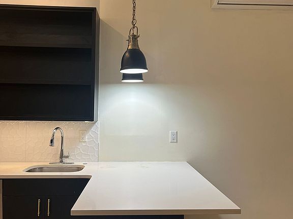 3rd image of 609 Communipaw Ave #202