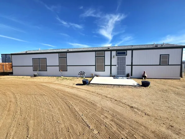 3952 N Horse Mesa Rd, Golden Valley, AZ 86413