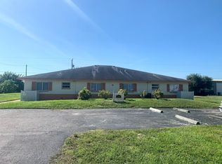1020 NE 8th Ter, Cape Coral, FL 33909