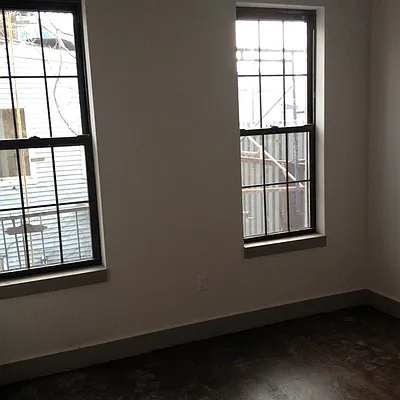 Rented by TheRealEstateCompany.com LLC | media 12