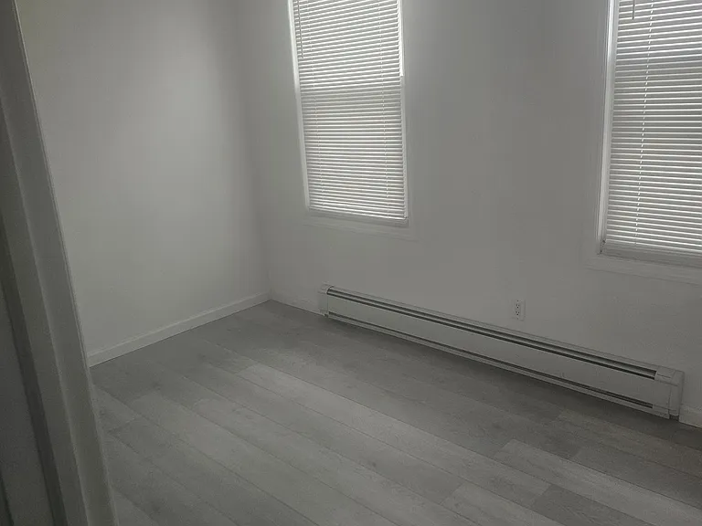 Park Ln S — Photo 4