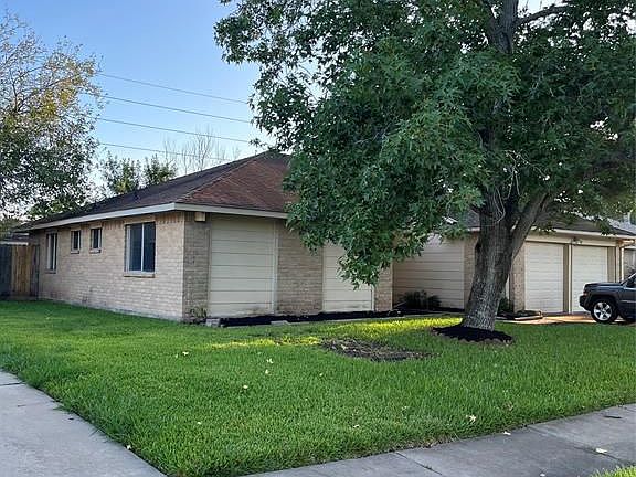 4th image of 7010 Pickett Dr