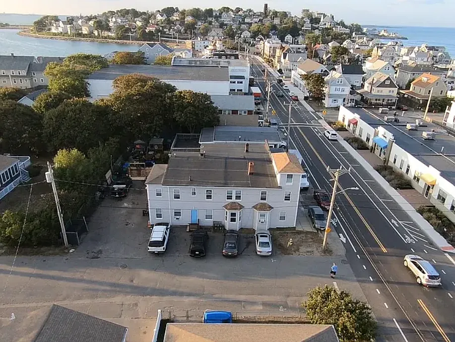 2 bed, $2,300 — Photo 4