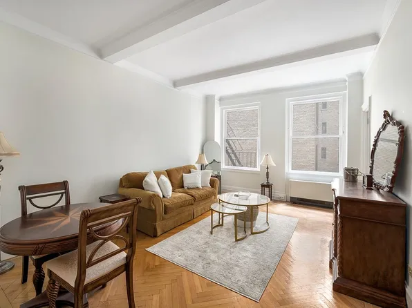 1060 Park Ave APT 3A, New York, NY 10128