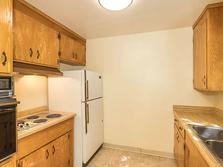 314 College Ave #1-6 — Photo 7