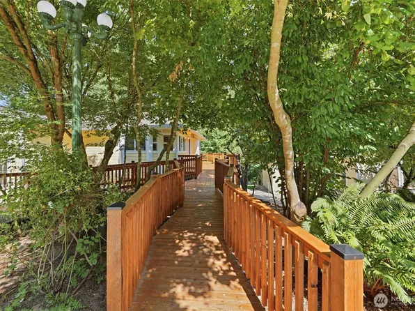 5819 65th Street NW, Gig Harbor, WA 98335