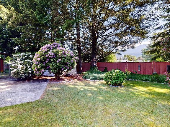 4th image of 1830 Mamquam Rd #91