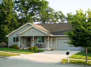 9 Horned Owl Ct, Madison, WI 53718