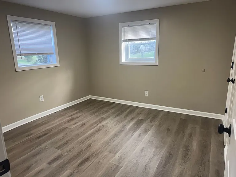 2903 S Greenwood Dr — Photo 6