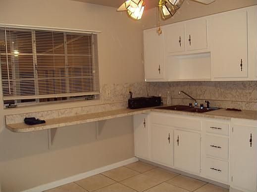 1st image of 1528 Young Ave