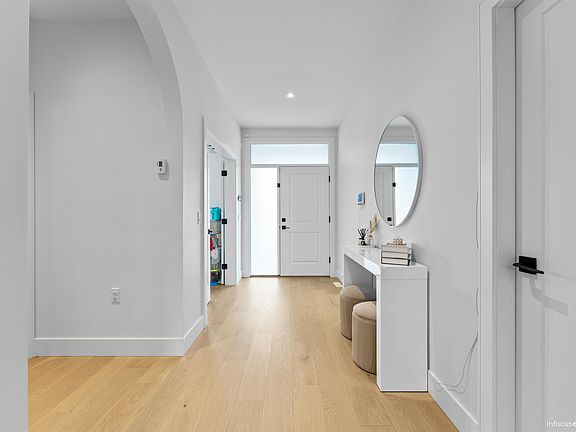 4th image of 7545 197a St