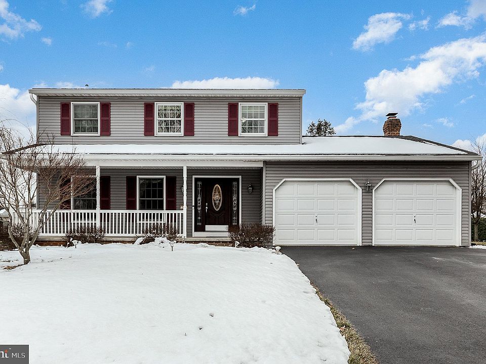 1st image of 116 Greenbriar Ln