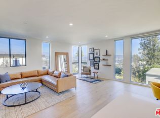 2902 Hemingway Dr, Los Angeles, CA 90039