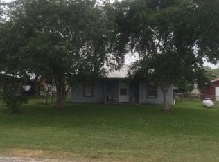 25 Sally St, Port Lavaca, TX 77979