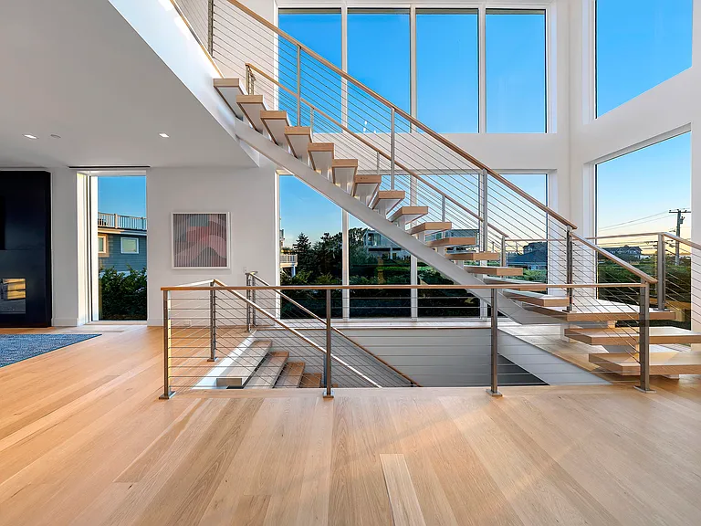 345 Dune Rd — Photo 13
