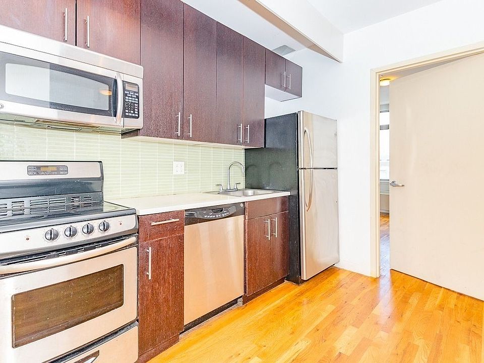 1st image of 184 Noll St APT 3e
