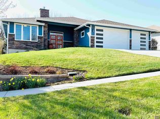 2613 SE Scorpio Ave, Topeka, KS 66605