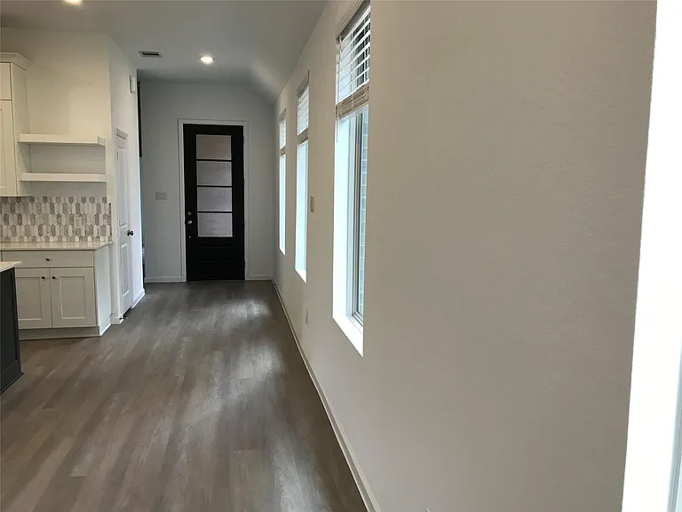 28813 Bobcat Run Dr — Photo 3