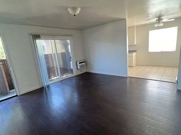2nd image of 991-997 Ravenscourt Ave #343
