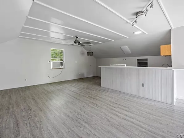 (undisclosed Address), Chester, VA 23831