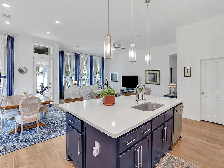 17710 Fernweh Ct — Photo 9