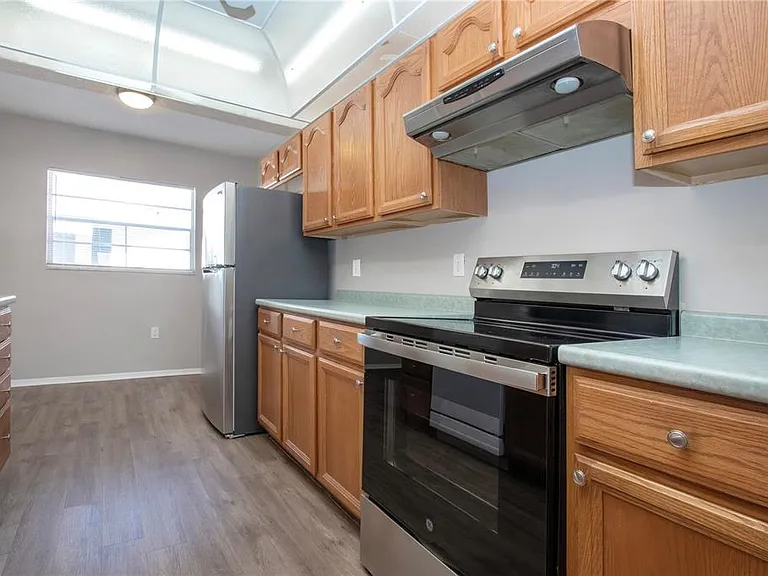 802 Buttonwood Dr — Photo 20