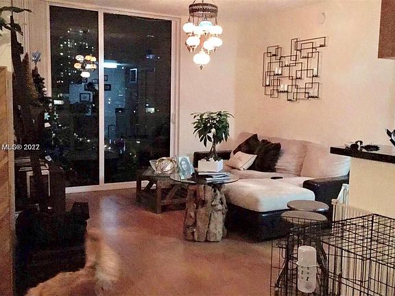 2nd image of 601 NE 23rd St APT 1504