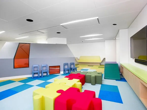 43-25 Hunter Street image 21 of 23