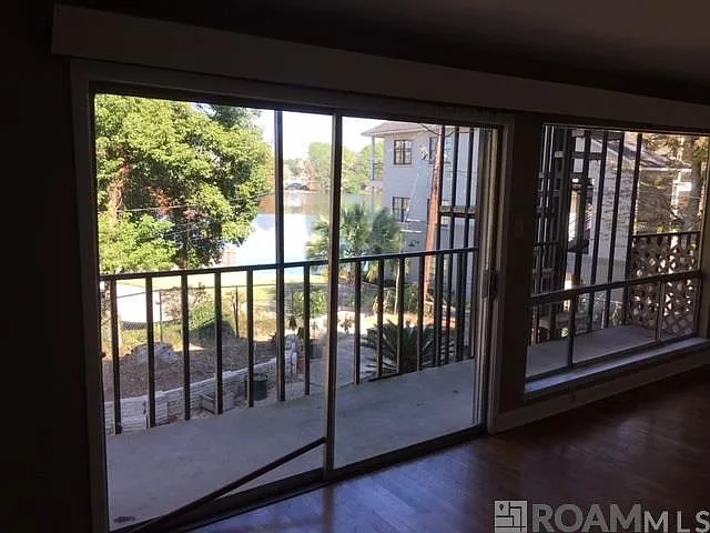 561 E State St #2 — Photo 20