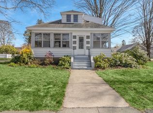17 Arch St, Framingham, MA 01702