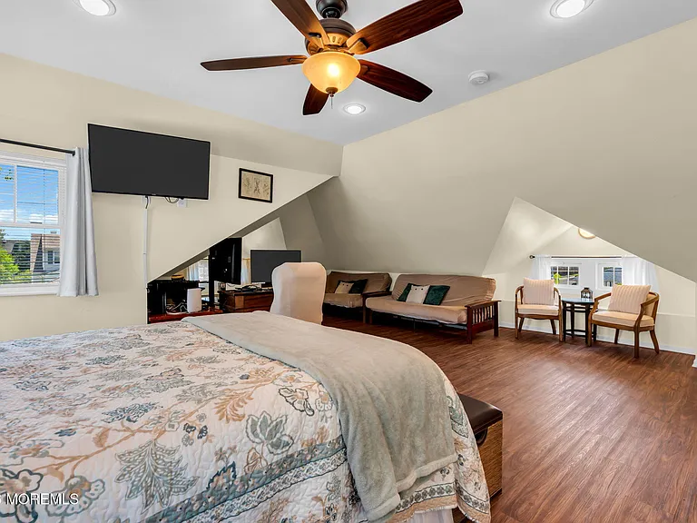 319 Arnold Ave — Photo 18