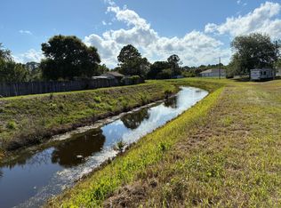 1292 Sandusky Street SE, Palm Bay, FL 32909
