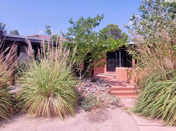 108 Whitworth Ct, Elephant Butte, NM 87935