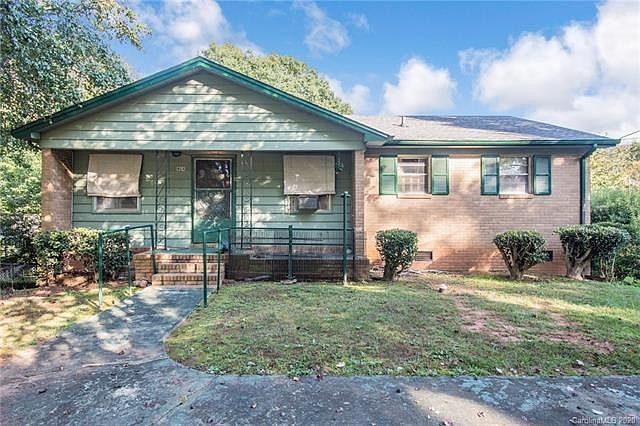 1st image of 914 Canterbury Ct